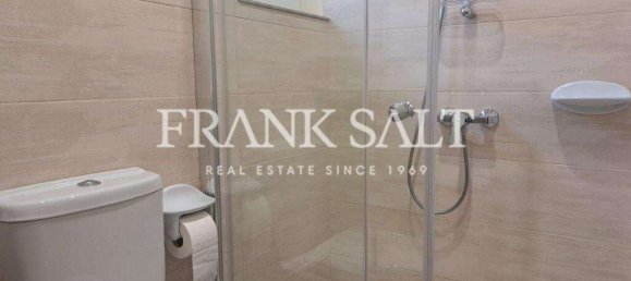 Квартира с 2 спальнями в Корми, Мальта № 7964 11