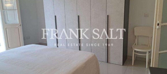 Квартира с 2 спальнями в Корми, Мальта № 7964 9