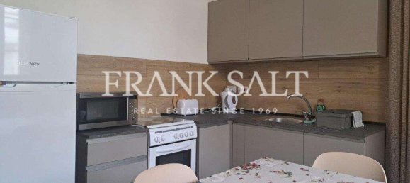 Квартира с 2 спальнями в Корми, Мальта № 7964 4