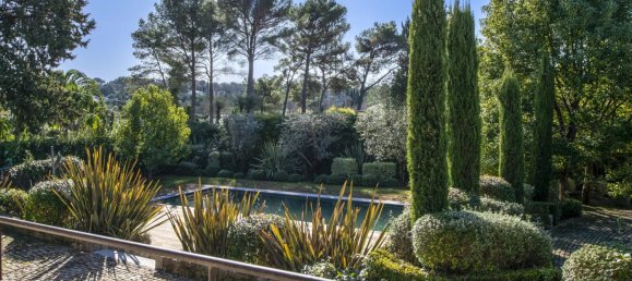 4 bedrooms Commercial property in Mougins, France No. 38279 2