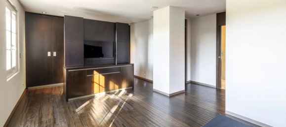 4 bedrooms Commercial property in Mougins, France No. 38279 6