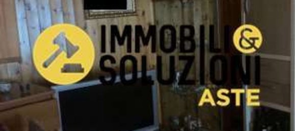 4 rooms Apartment in Brinzio, Italy No. 12974 6