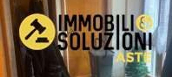 4 rooms Apartment in Brinzio, Italy No. 12974 17