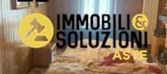 4 rooms Apartment in Brinzio, Italy No. 12974 3