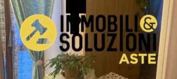 4 rooms Apartment in Brinzio, Italy No. 12974 9