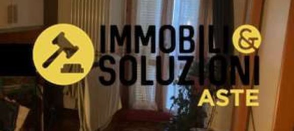 4 rooms Apartment in Brinzio, Italy No. 12974 8