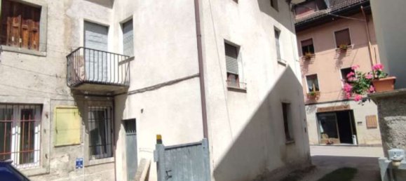 10 rooms Apartment in Lamon, Italy No. 294491 3