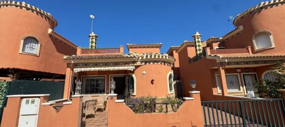 2 غرف نوم فيلا في Alicante, Spain رقم 188252 2