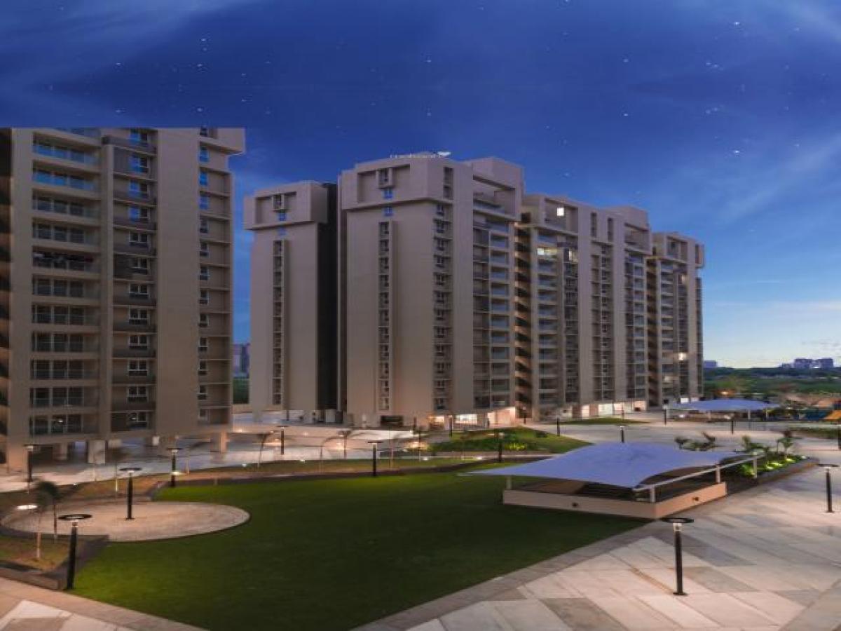 2 bedrooms House in Amdavad, India No. 27077