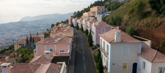 Таунхаус с 3 спальнями в Фуншал, Португалия № 174878 34