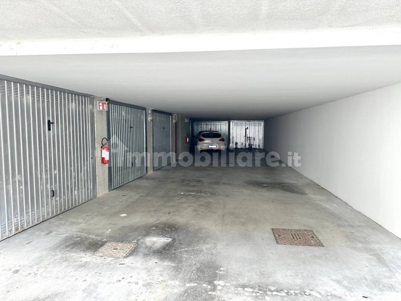 85m² Parking in Borgo Valsugana, Italy No. 152150