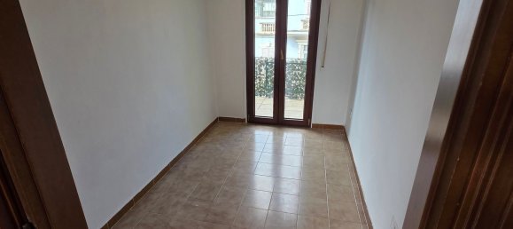 3 rooms Apartment in Brindisi, Italy No. 156407 4