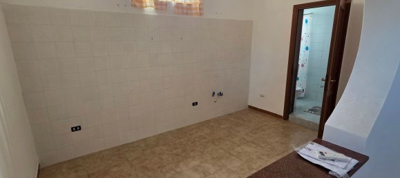 3 rooms Apartment in Brindisi, Italy No. 156407 8
