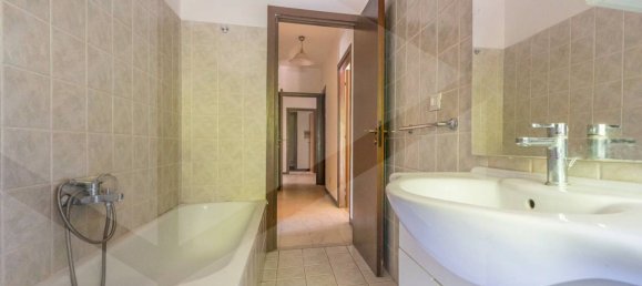 6-salle Appartement à Rome, Italy No. 26494 33