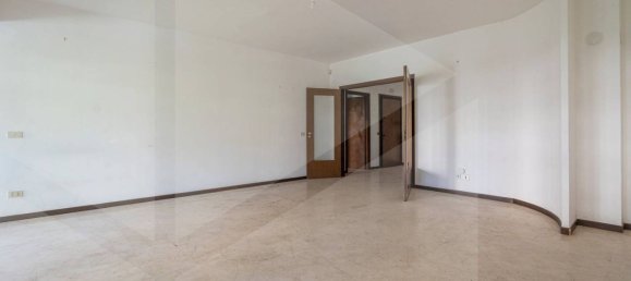6-salle Appartement à Rome, Italy No. 26494 12