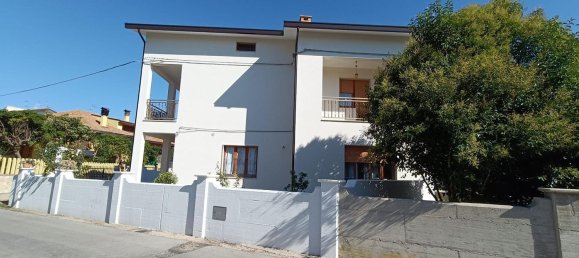 Вилла с 8 комнатами в Пальета, Италия № 268745 24