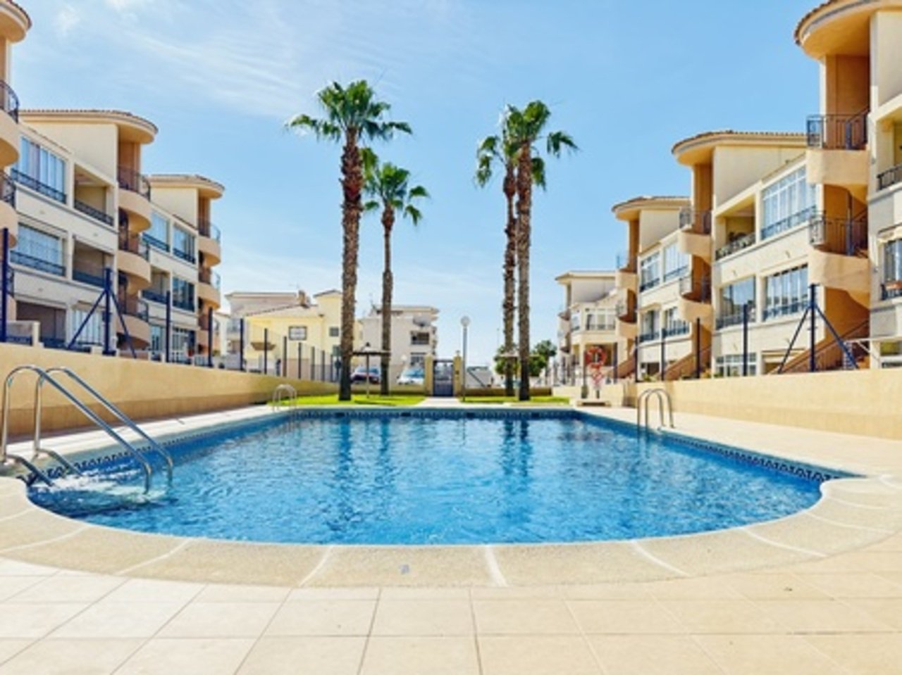 2 Schlafzimmer Wohnung in Torrevieja, Spain, Nr. 285890