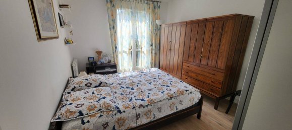 3 Schlafzimmer Wohnung in L'Isle-Adam, France, Nr. 334353 2