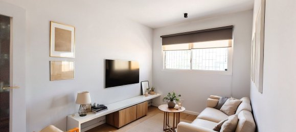 Apartamento de 4 dormitorios en Gràcia, Spain No. 86095 34
