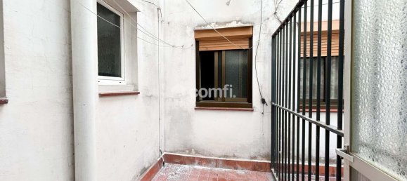 Apartamento de 4 dormitorios en Gràcia, Spain No. 86095 20