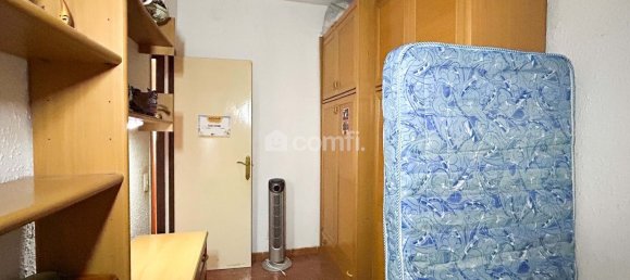 Apartamento de 4 dormitorios en Gràcia, Spain No. 86095 15