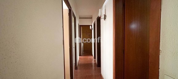 Apartamento de 4 dormitorios en Gràcia, Spain No. 86095 23
