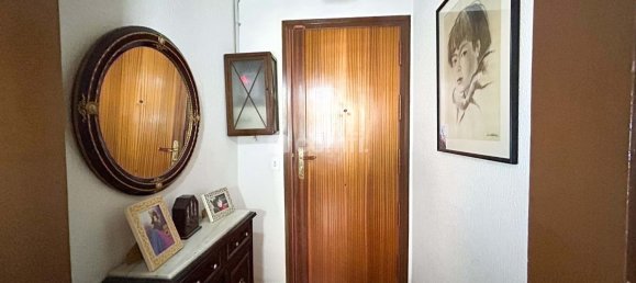 Apartamento de 4 dormitorios en Gràcia, Spain No. 86095 22
