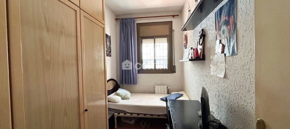 Apartamento de 4 dormitorios en Gràcia, Spain No. 86095 30