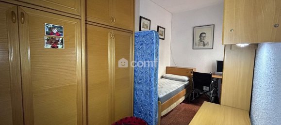 Apartamento de 4 dormitorios en Gràcia, Spain No. 86095 16