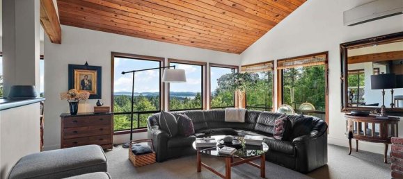 3 bedrooms House in British Columbia, Canada No. 1112 3