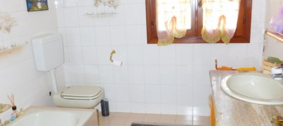 Дом с 3 комнатами в Лонгаре, Италия № 154078 8