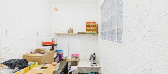 8 rooms Building in Neunkirchen, Germany No. 231547 14