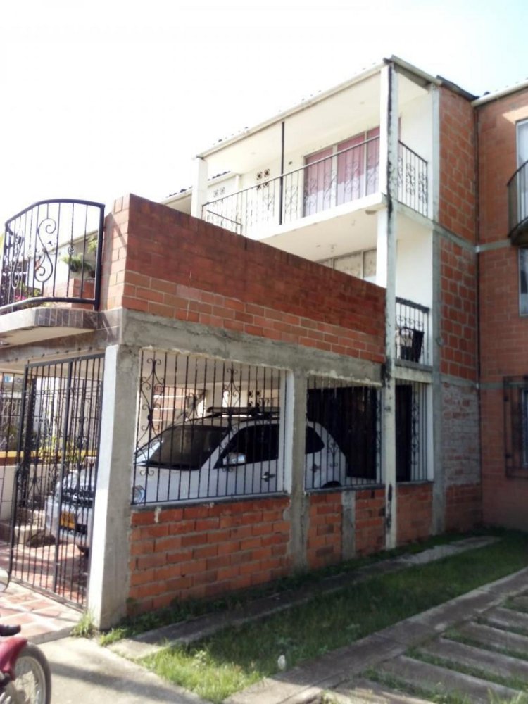 3 bedrooms House in Valle del Cauca, Colombia No. 6357