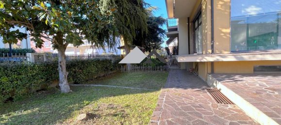 2-Zimmer Wohnung in Gabicce Mare, Italy, Nr. 270310 29
