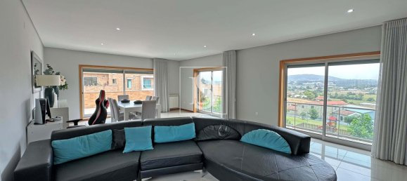 3 bedrooms Penthouse in Nine, Portugal No. 337034 2