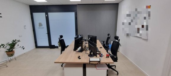 57m² Office in Granollers, Spain No. 140898 5