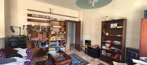 3 bedrooms Apartment in Florence, Italy No. 371066 7
