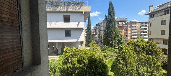 3 bedrooms Apartment in Florence, Italy No. 371066 16