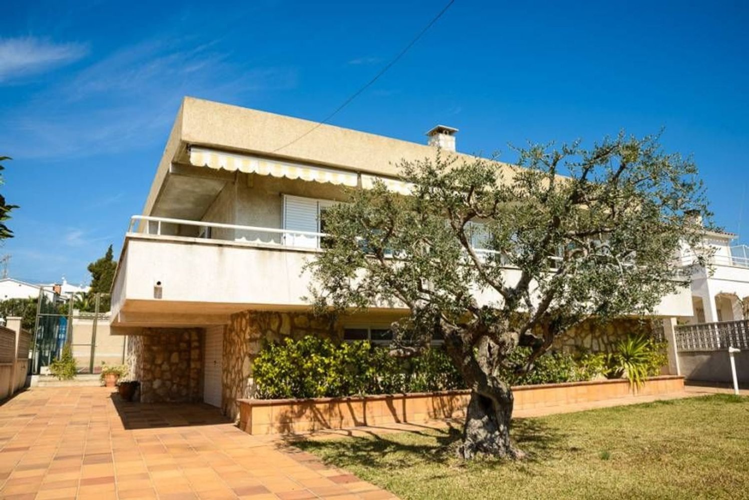 Casa de 4 dormitorios en Calafell, Spain No. 195390