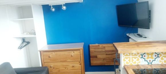 1 bedroom Apartment in Paris, France No. 312035 3