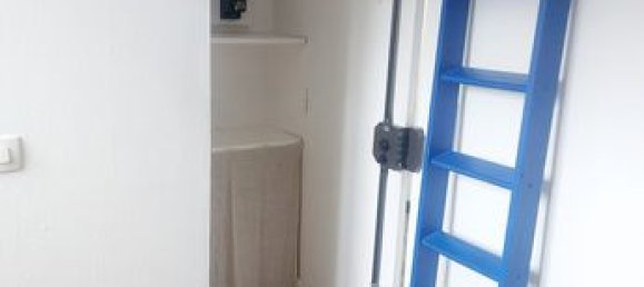 1 bedroom Apartment in Paris, France No. 312035 7