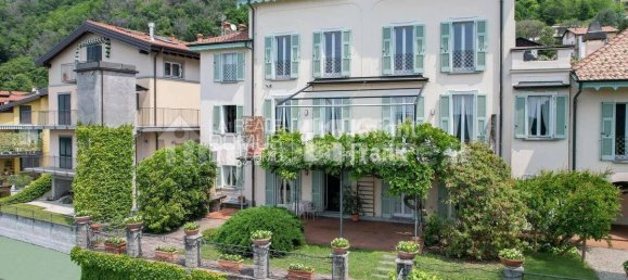 Вилла с 6 спальнями в Комо, Италия № 56724 21