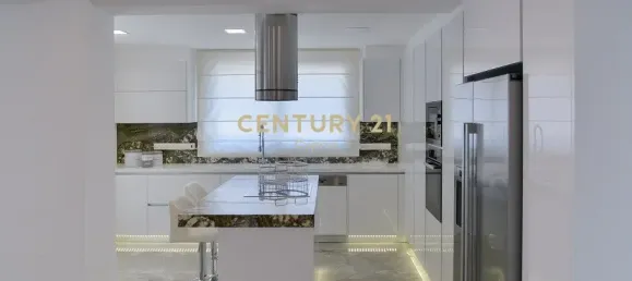 5 bedrooms Villa in Agios Tychonas, Cyprus No. 357 2