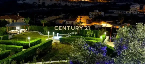 5 bedrooms Villa in Agios Tychonas, Cyprus No. 357 9