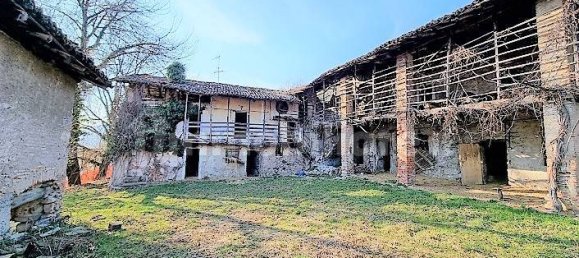 9 bedrooms House in Albino, Italy No. 116597 3