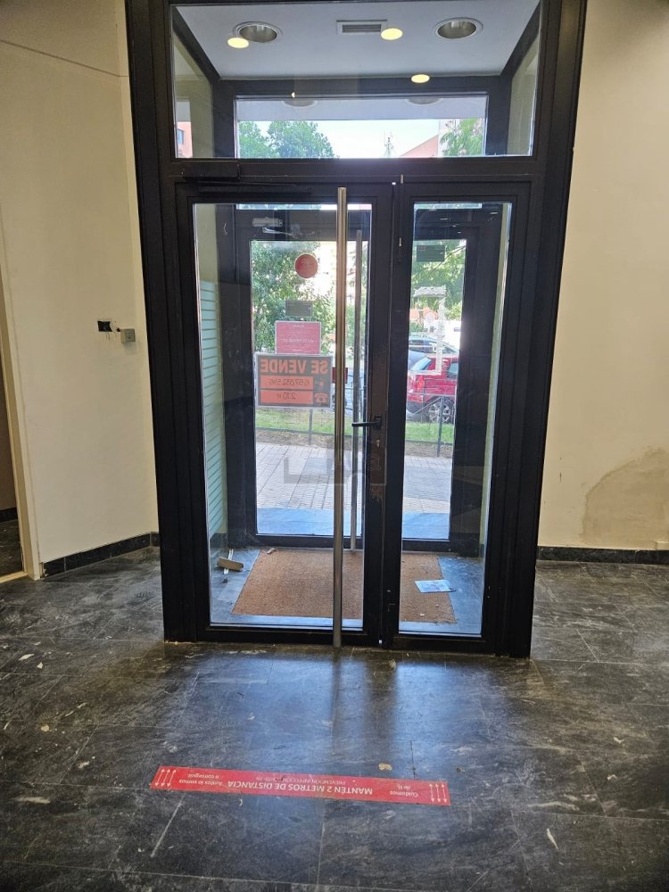 Gewerbliche Immobilie in Caceres, Spain 210m², Nr. 145888