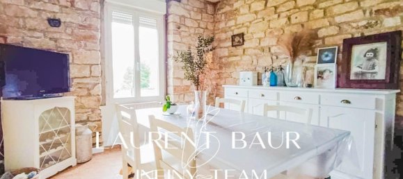 Casa de 3 dormitorios en Scaer, France No. 274442 2