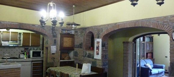 7 rooms Warehouse in Sarzana, Italy No. 124051 9