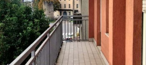 3 rooms Apartment in Bergamo, Italy No. 3447 10