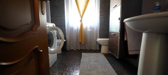 3 rooms Apartment in Orbassano, Italy No. 110949 3